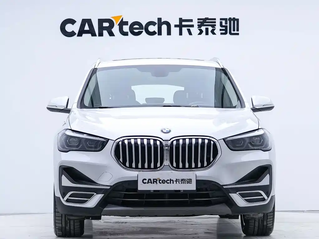 BMW X1 2022 — фото 5