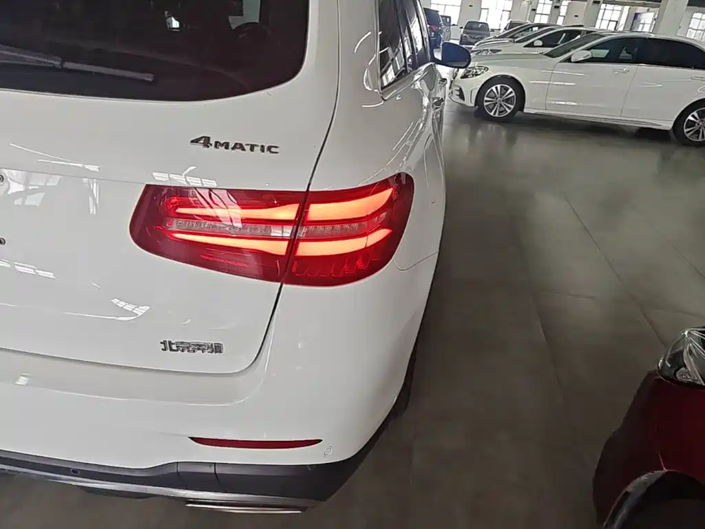 Mercedes-Benz GLC 2019 — фото 8
