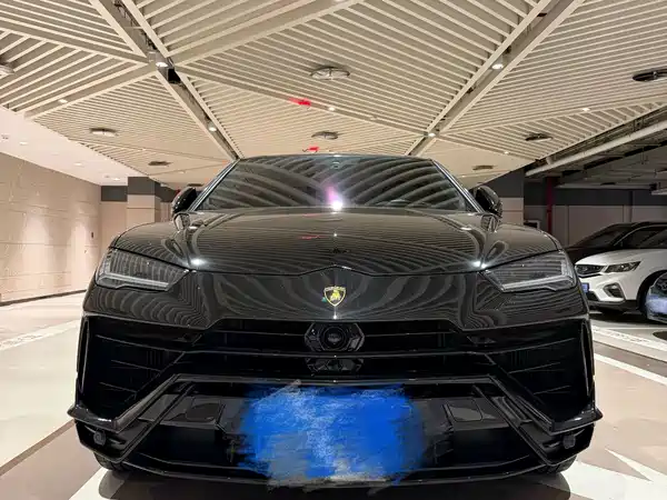Lamborghini Urus 2024
