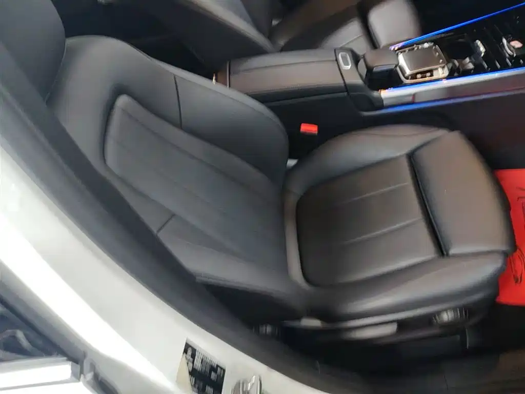Mercedes-Benz GLB 2020 — фото 25