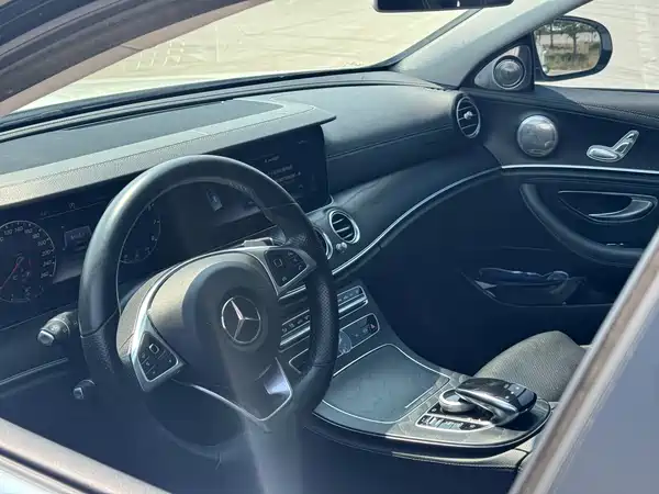 Mercedes-Benz E-Class 2018