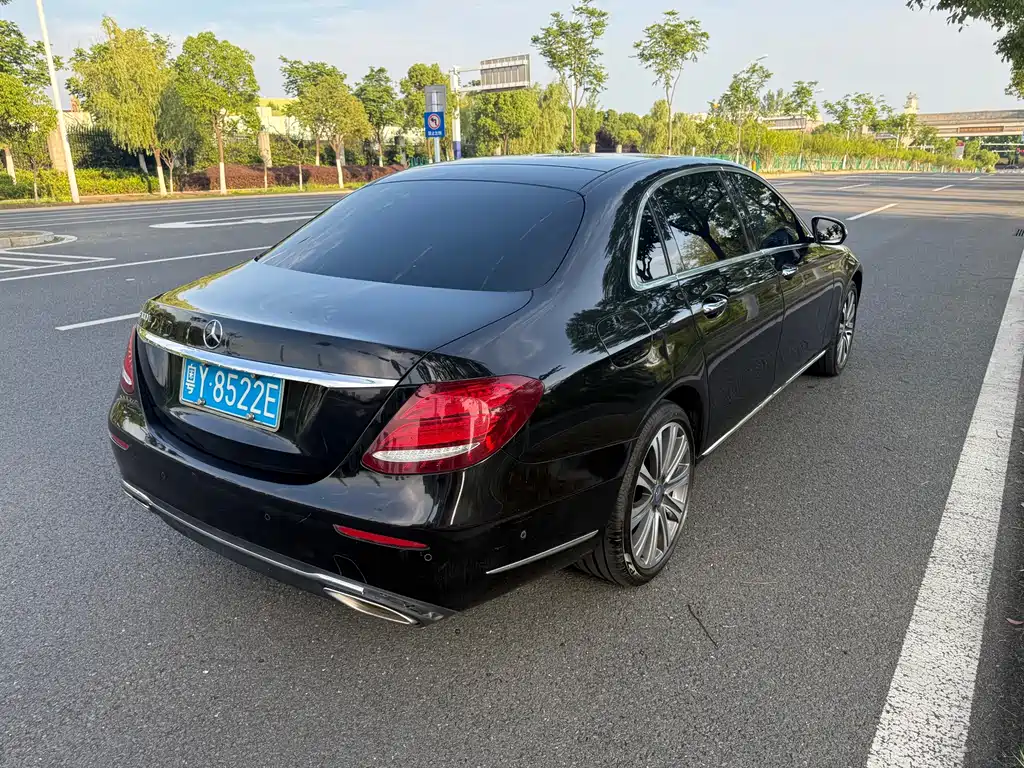 Mercedes-Benz E-Class 2016