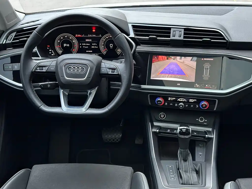 Audi Q3 2023 — фото 15