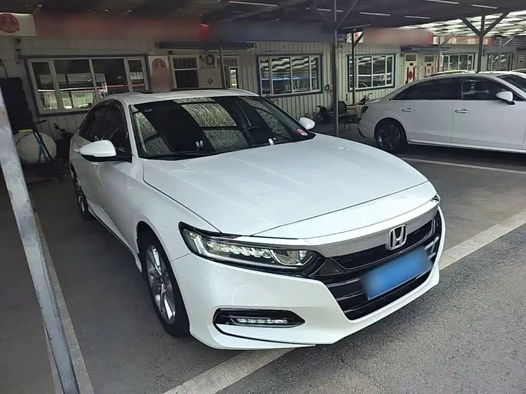 Honda Accord 2019 — фото 4
