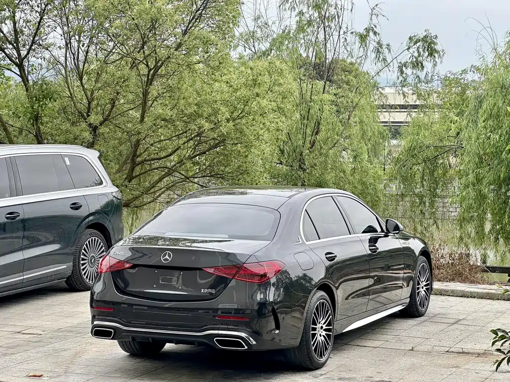 Mercedes-Benz C-Class 2021
