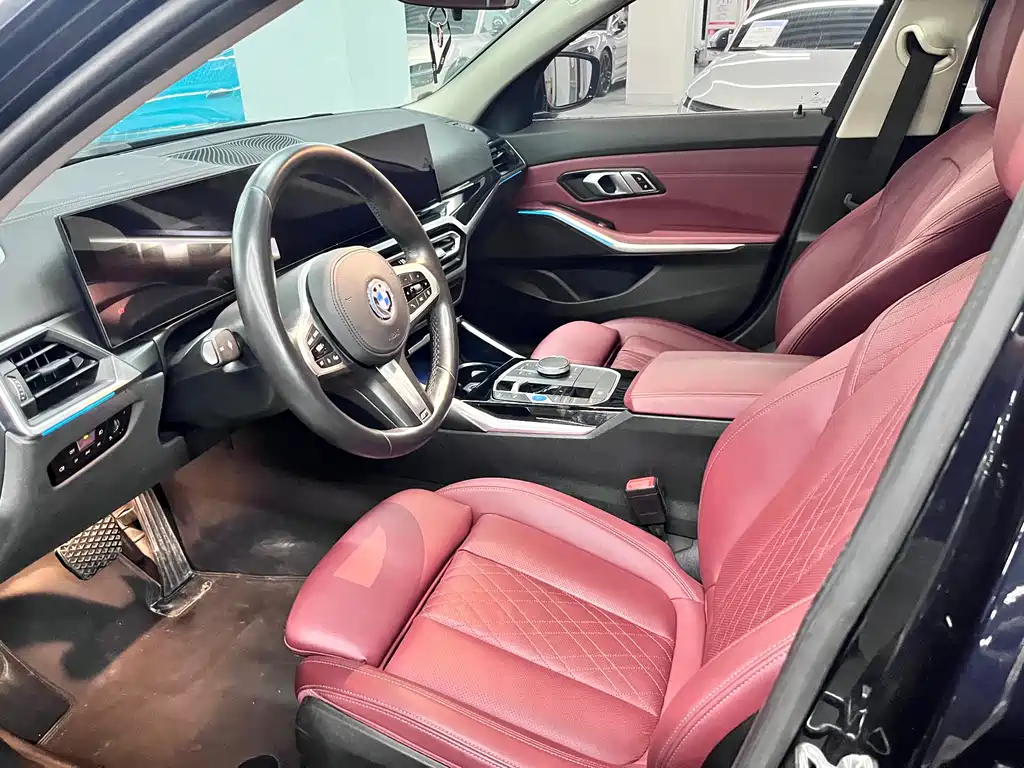 BMW i3 2023