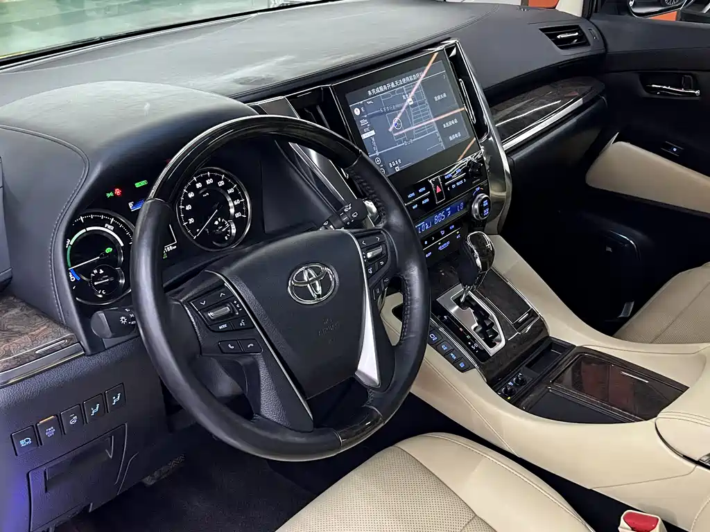 Toyota Alphard 2020 — фото 4