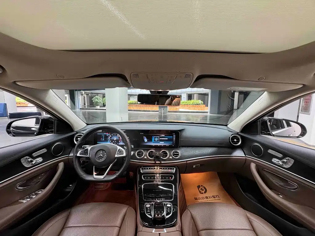 Mercedes-Benz E-Class 2017 — фото 20