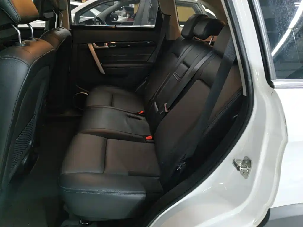 Chevrolet Captiva 2017 — фото 17