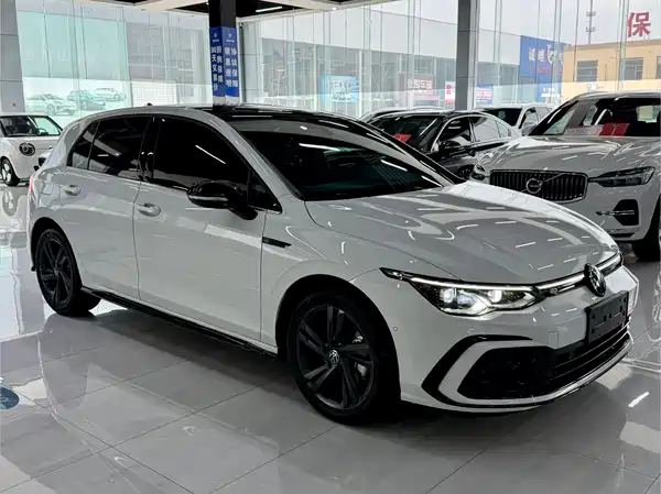 Volkswagen Golf 2023