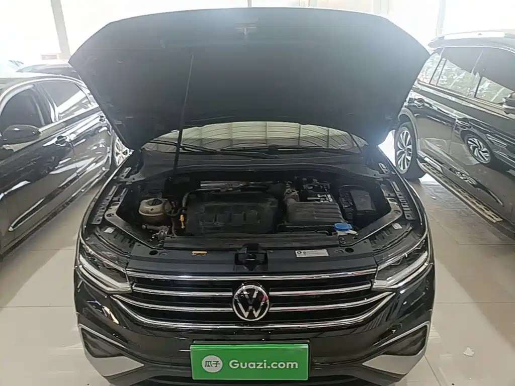 Volkswagen Tiguan L 2021 — фото 20
