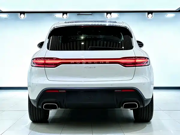 Porsche Macan 2023