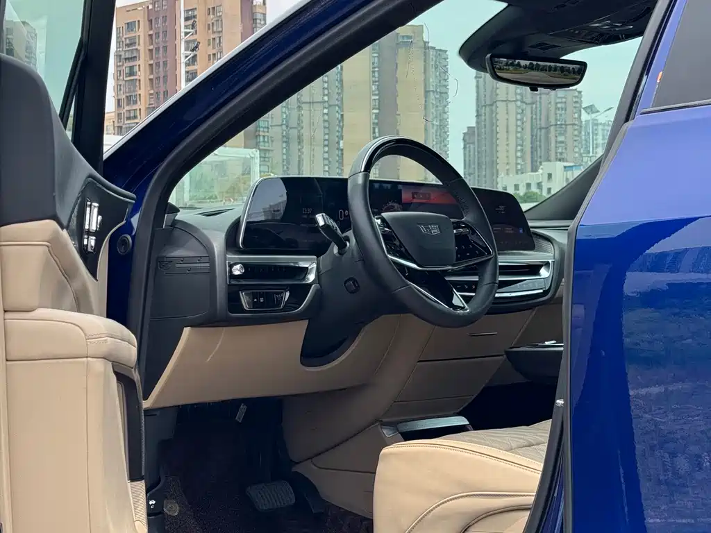 Cadillac Lyriq 2024