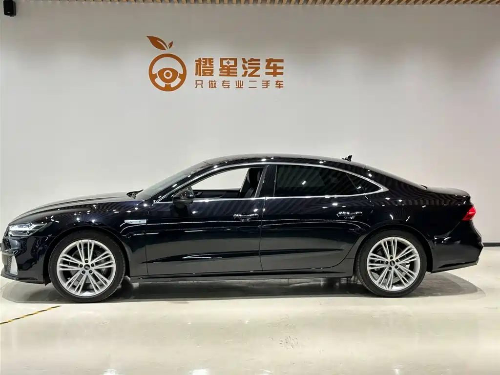 Audi A7L 2025 — фото 3
