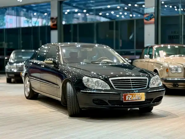 Mercedes-Benz S-Class 2004