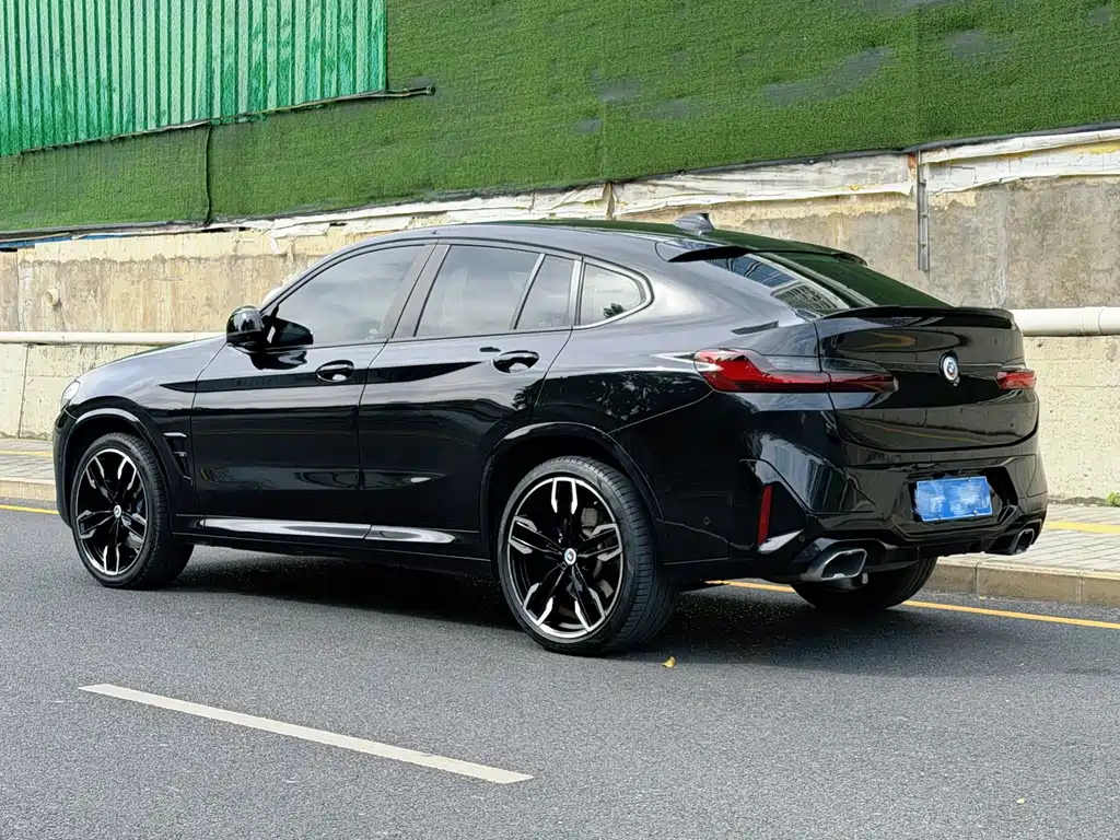 BMW X4 M40i 2023 — фото 3