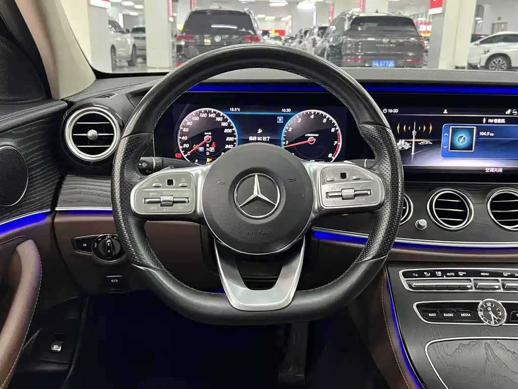 Mercedes-Benz E-Class 2020 — фото 11