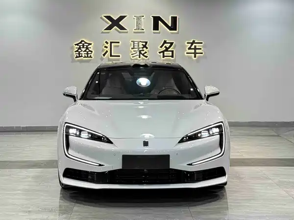 Yangwang U7 2025