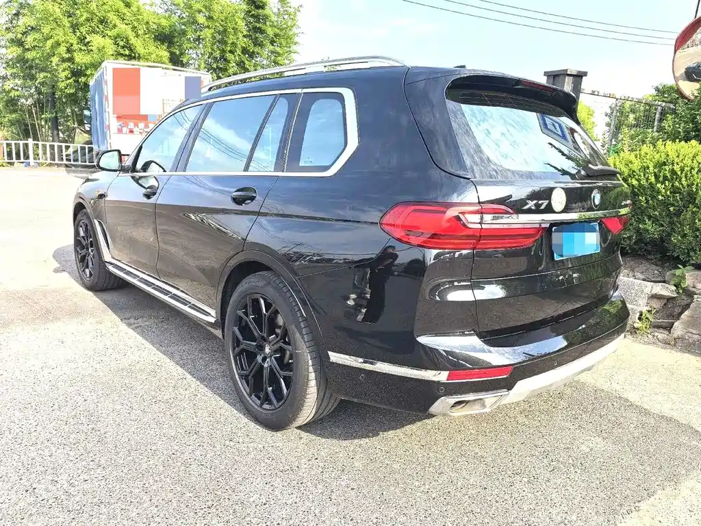 BMW X7 2022 — фото 6