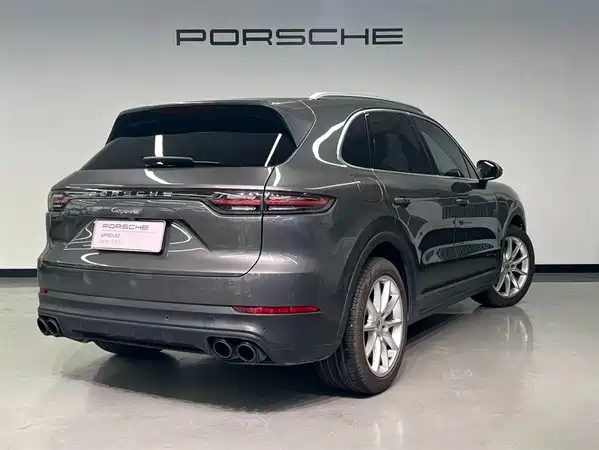 Porsche Cayenne 2020