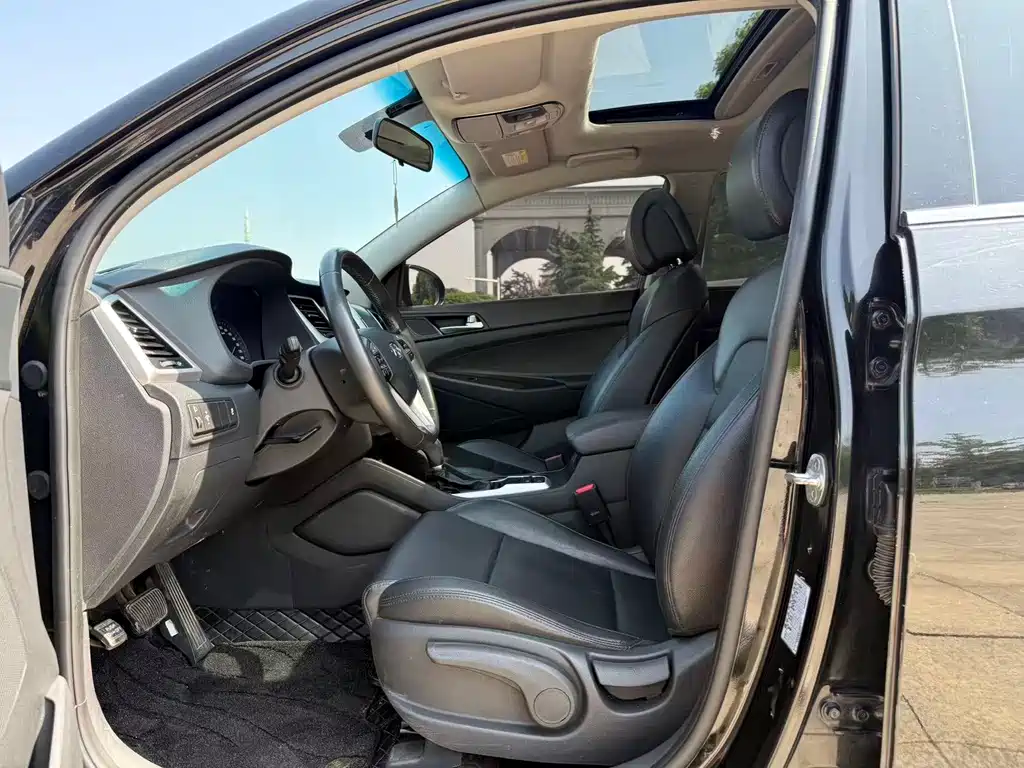 Hyundai Tucson 2017 — фото 4