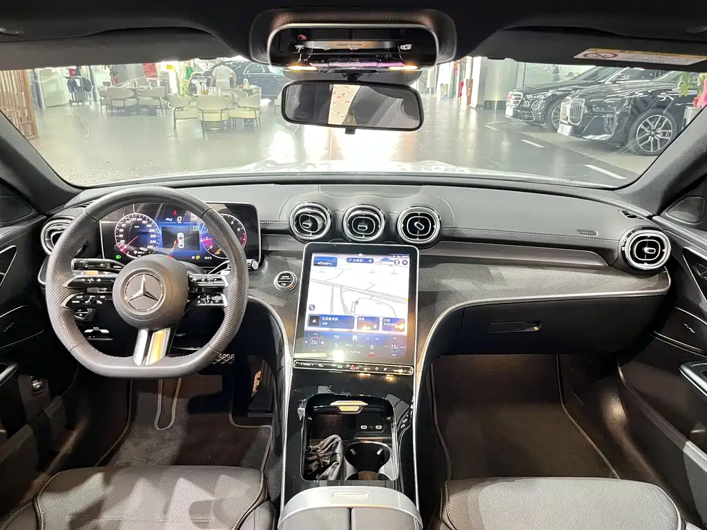 Mercedes-Benz C-Class 2024
