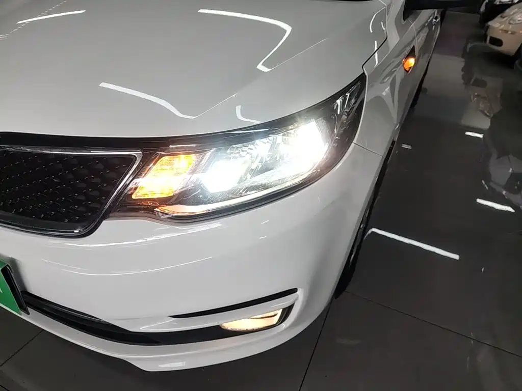 Kia K2 2015 — фото 24