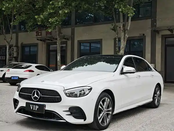 Mercedes-Benz E-Class 2023
