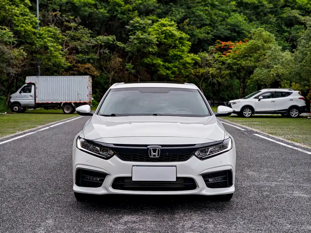 Honda Inspire 2020 — фото 2