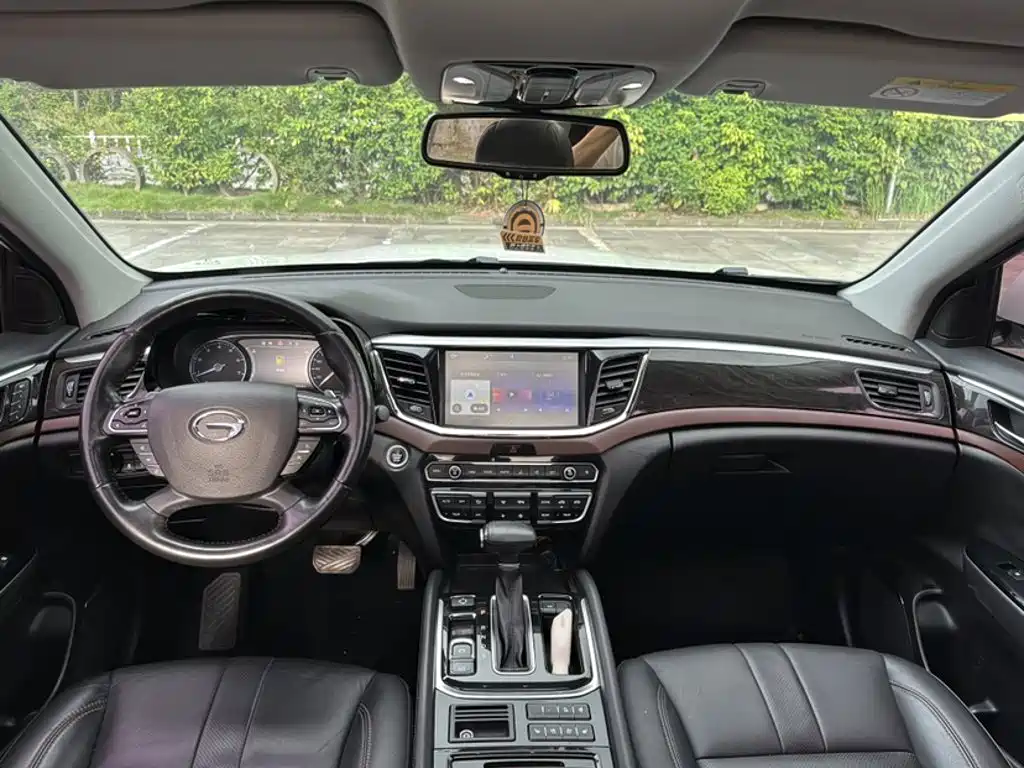GAC Motor Trumpchi GS8 2017 — фото 14