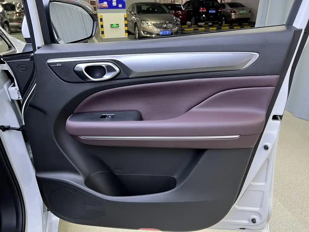 GAC Motor Trumpchi M6 2025 — фото 17