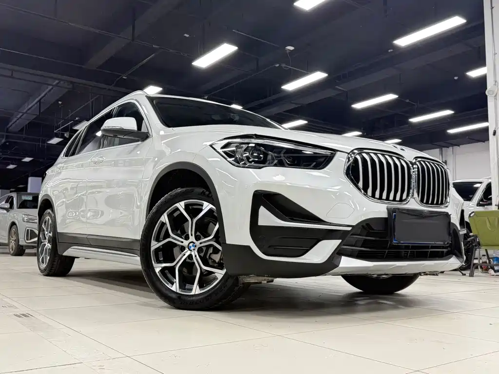 BMW X1 2022 — фото 2