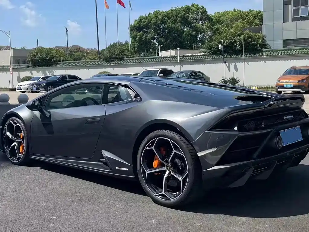 Lamborghini Huracan 2022 — фото 2