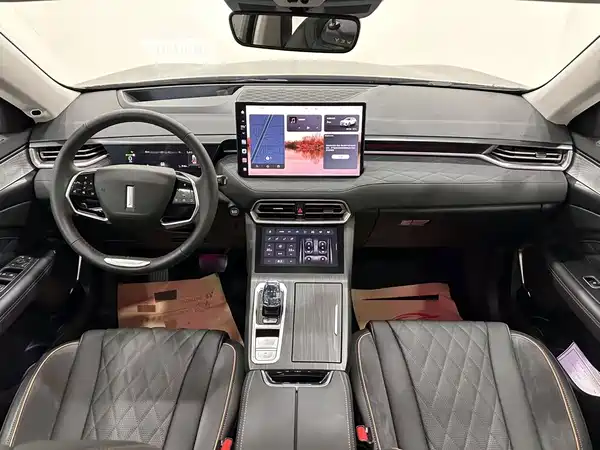 Wey Latte DHT-PHEV 2023