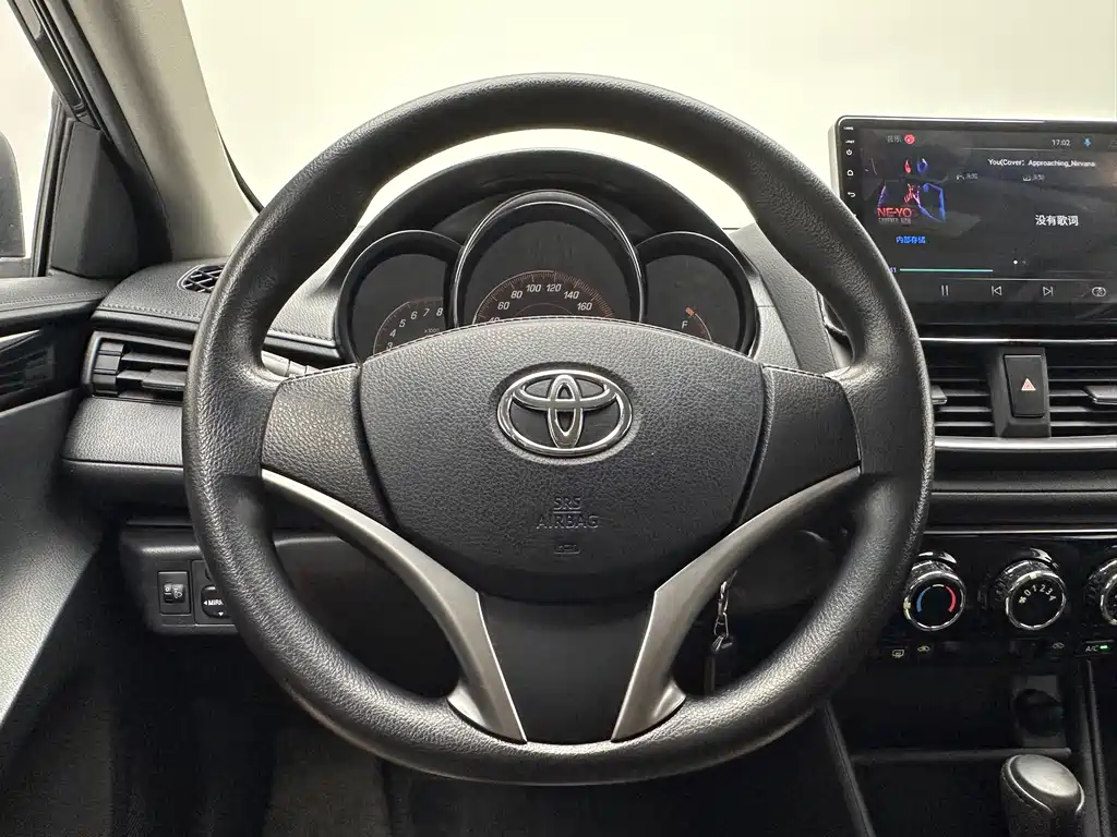 Toyota Yaris L 2021 — фото 16