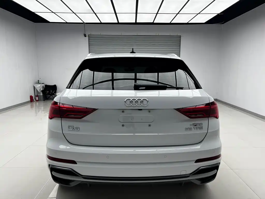 Audi Q3 2021
