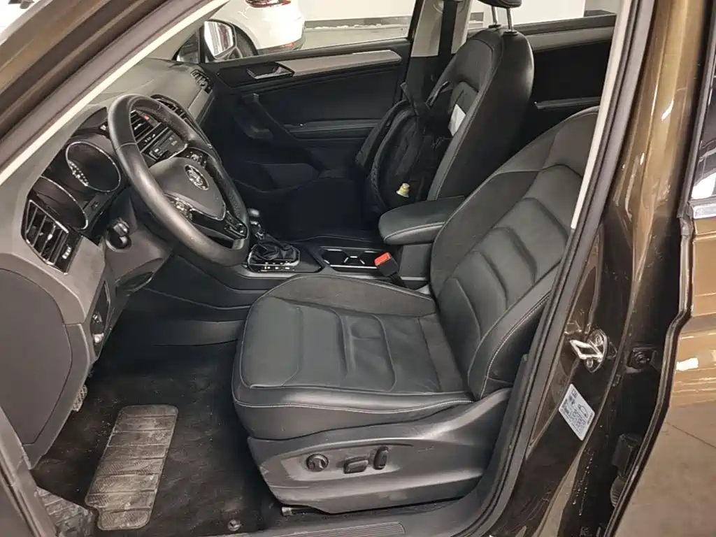 Volkswagen Tiguan L 2017 — фото 15