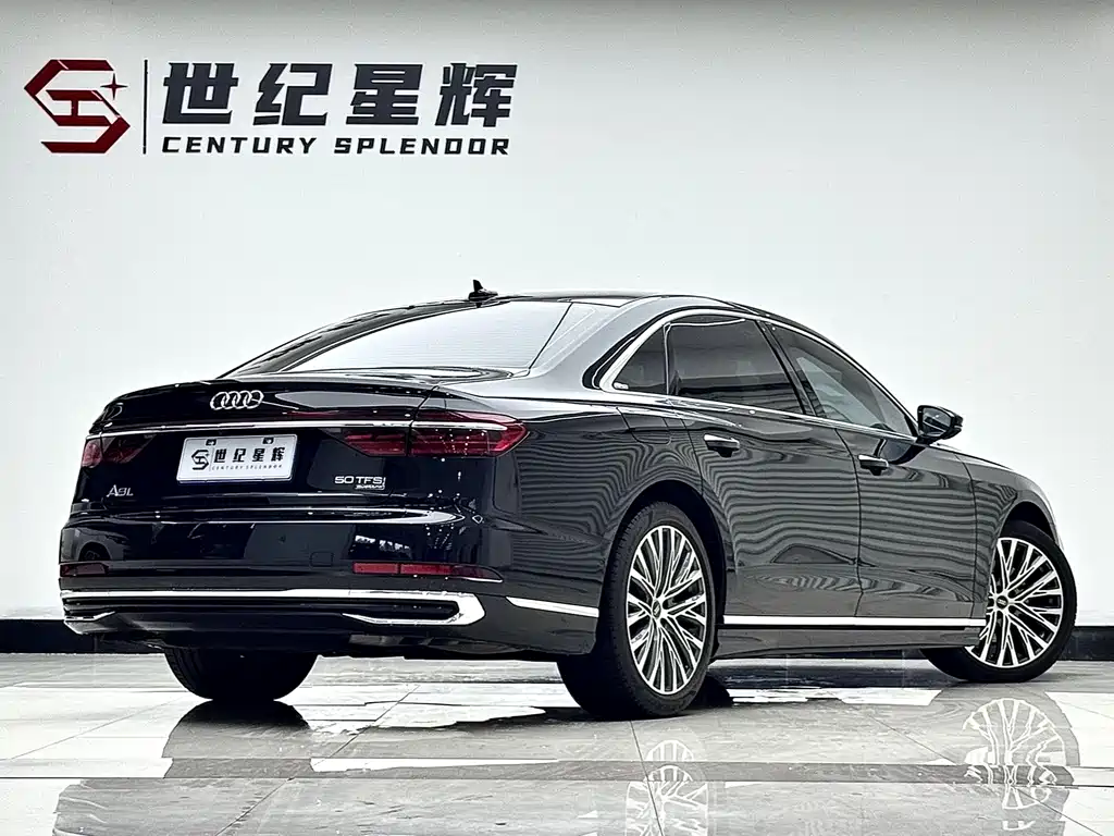 Audi A8 2022