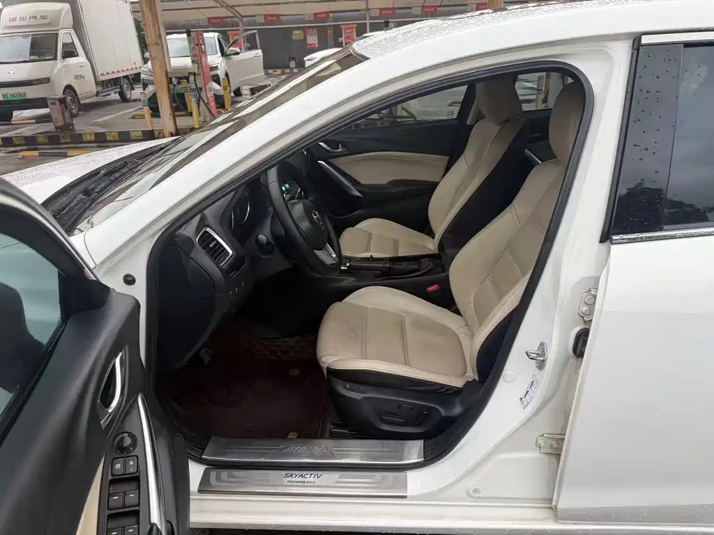 Mazda Atenza 2014
