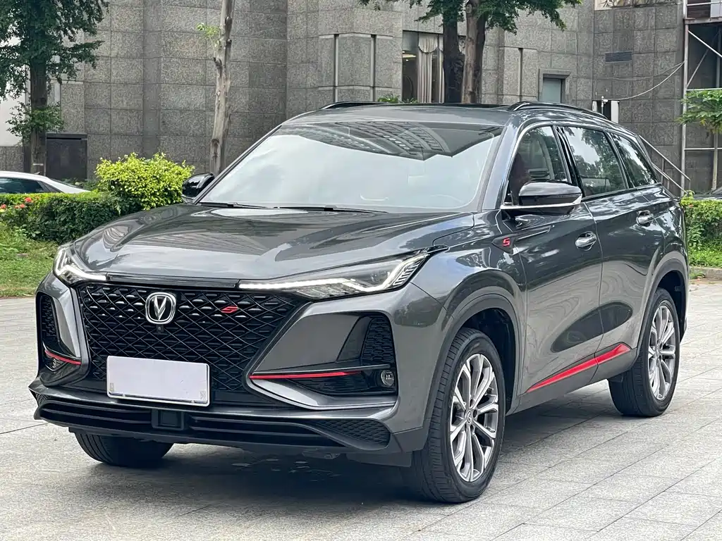 Changan CS75 PLUS 2021 — фото 1