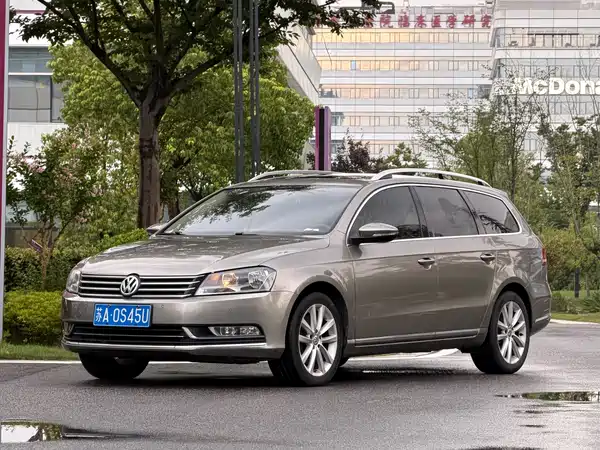 Volkswagen Magotan 2015