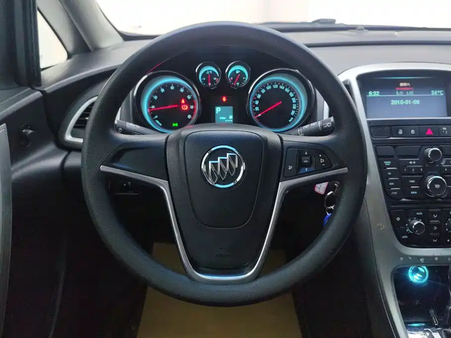 Buick Excelle GT 2014 — фото 15