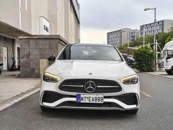 Mercedes-Benz C-Class 2023