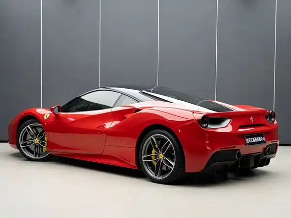 Ferrari 488 2018