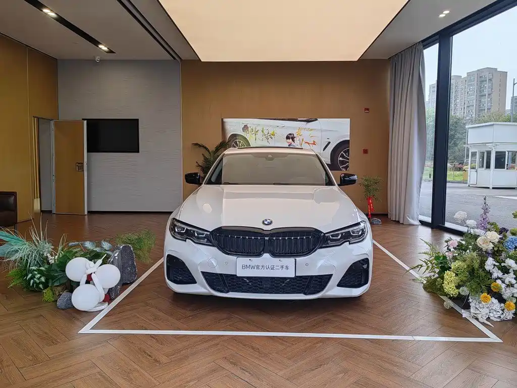 BMW 3 Series 2022