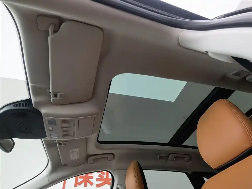 Ford Escape 2020 — фото 14