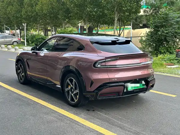 Xiaomi YU7 2025