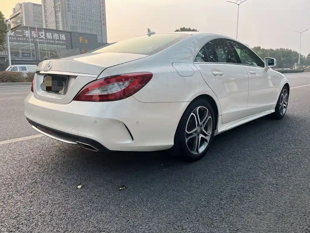 Mercedes-Benz CLS 2015