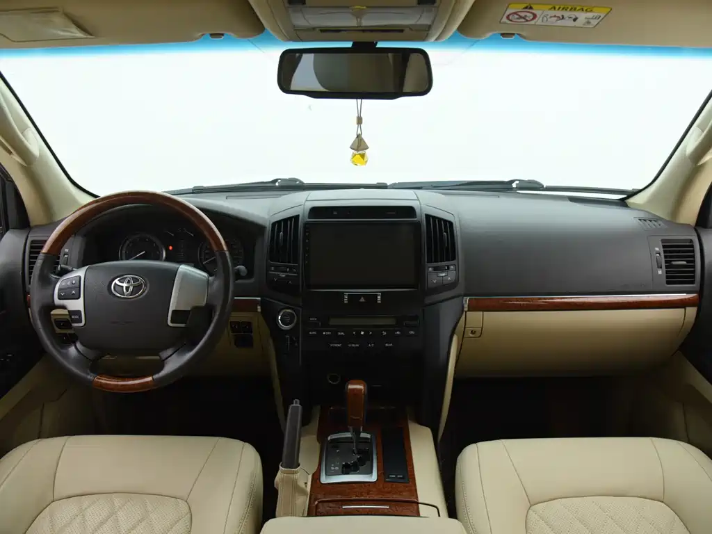 Toyota Land Cruiser 2015 — фото 14