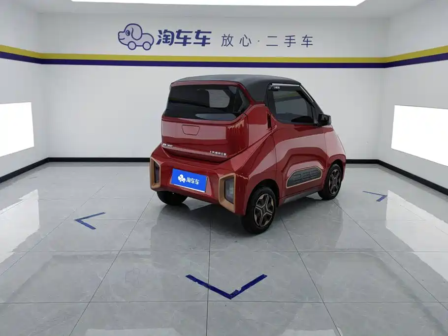 Baojun E200 2020